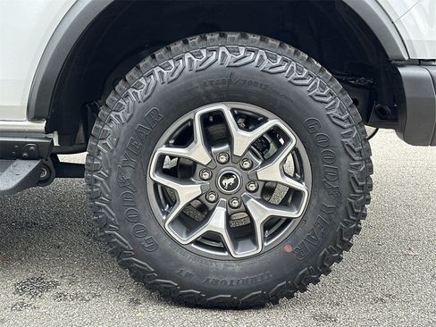 New 2025 Ford Bronco Badlands AWD/4WD image 28