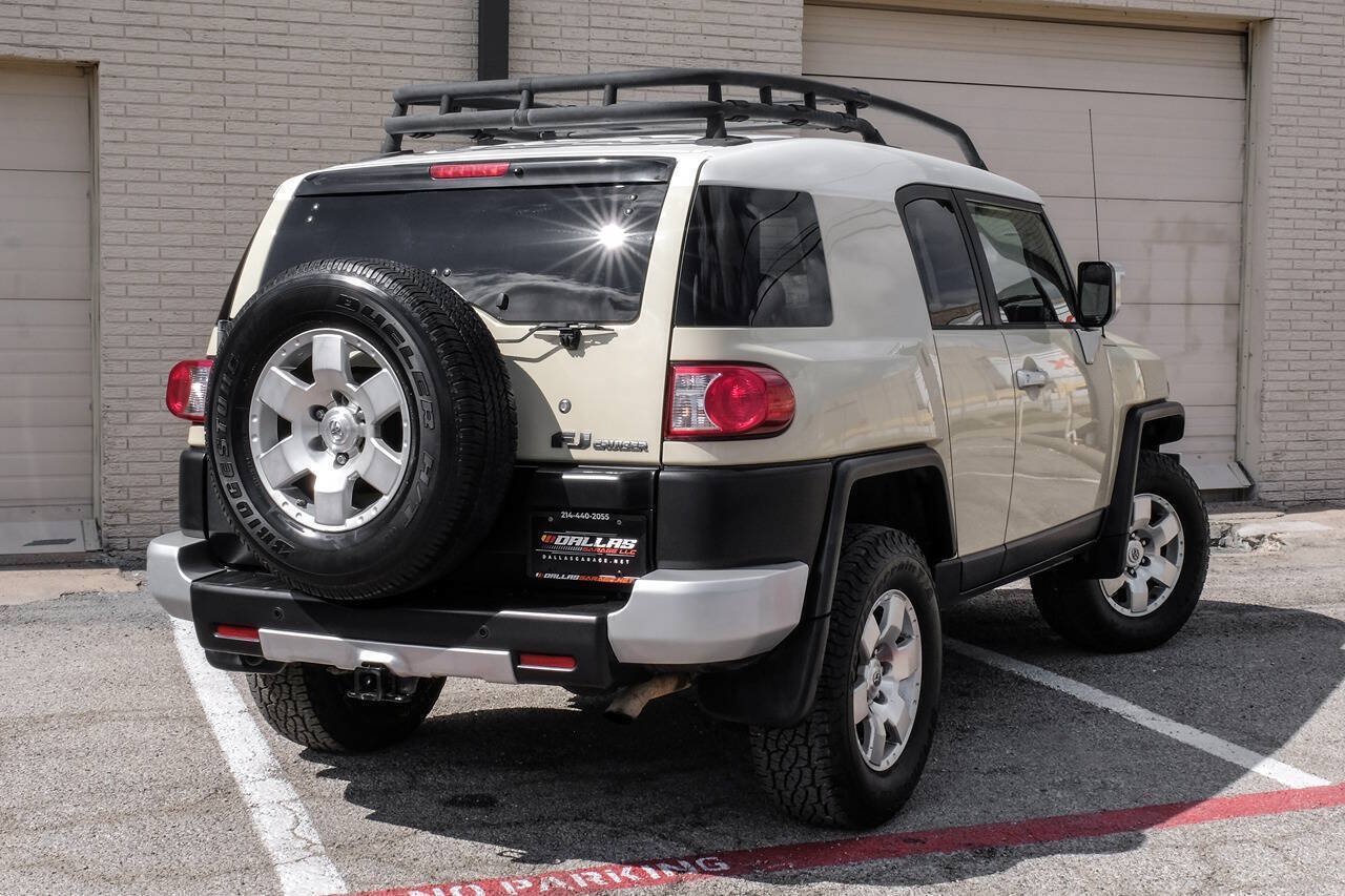 Used 2008 Toyota FJ Cruiser 2WD w/ Upgrade Pkg 2 image 10