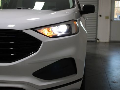 Used 2022 Ford Edge SE w/ Black Appearance Package image 50