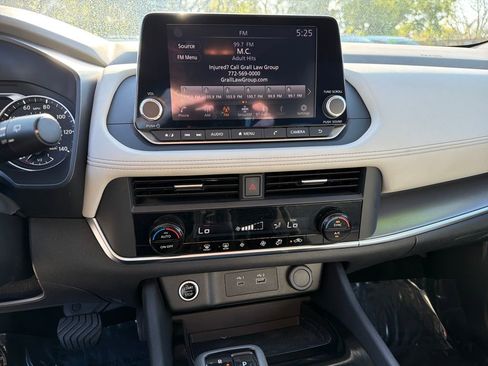 Certified 2023 Nissan Rogue SV FWD image 52
