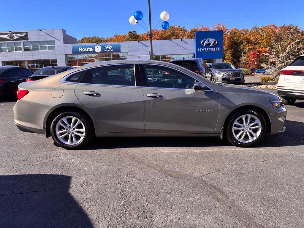 Used 2018 Chevrolet Malibu LT FWD image 8