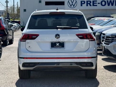Certified 2024 Volkswagen Tiguan SE R-Line FWD image 9