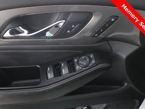 Used 2023 Chevrolet Traverse Premier w/ Redline Edition AWD/4WD image 20