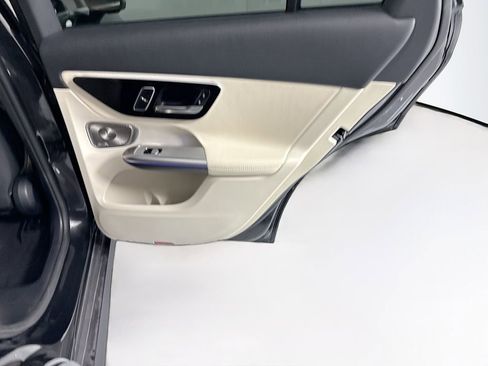 Certified 2026 Mercedes-Benz GLC 300 image 27