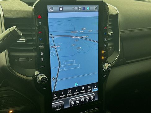 Used 2025 RAM 3500 Laramie image 19