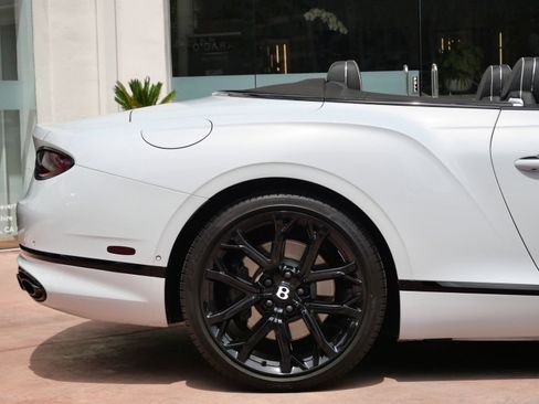 Used 2023 Bentley Continental GT V8 AWD/4WD image 9