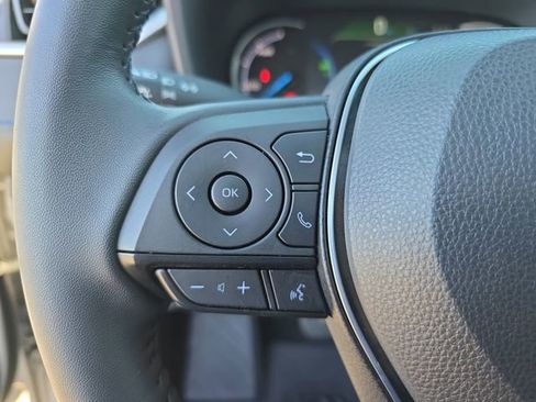 Used 2025 Toyota RAV4 XSE image 17