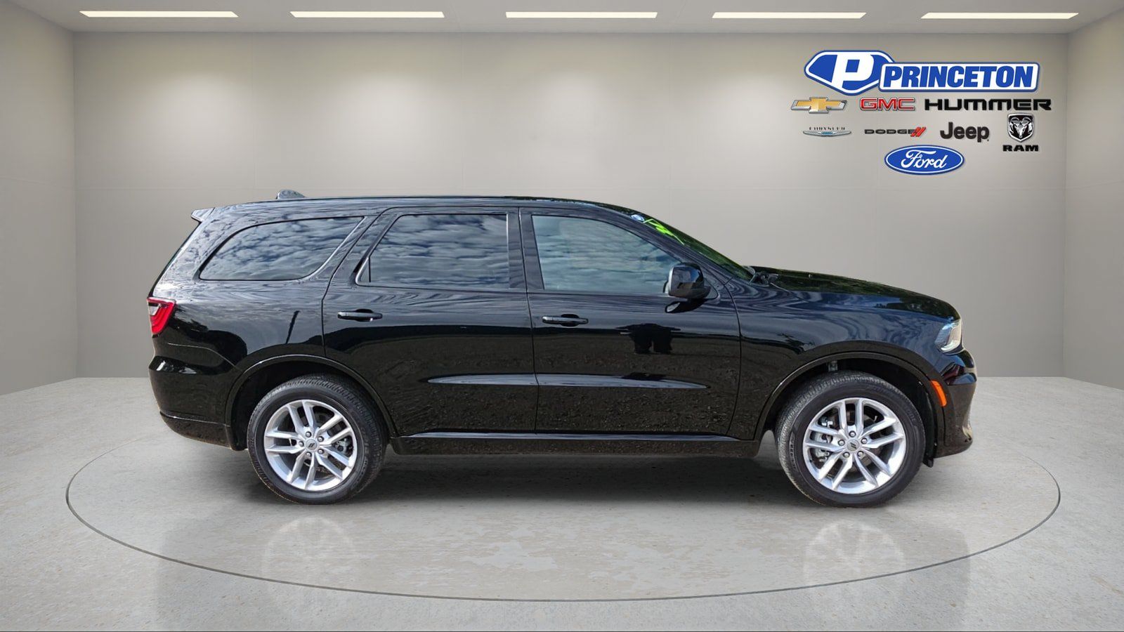 Used 2024 Dodge Durango GT AWD/4WD image 3