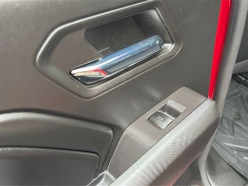 Used 2023 Chevrolet Colorado LT w/ LT Convenience Package II image 31