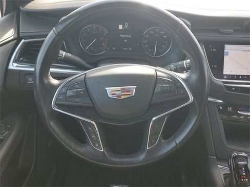 Certified 2023 Cadillac XT5 Premium Luxury w/ LPO, Floor Liner Package image 29