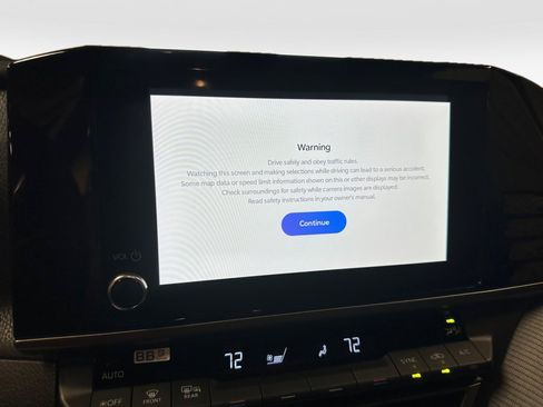 Certified 2025 Toyota Camry SE image 20