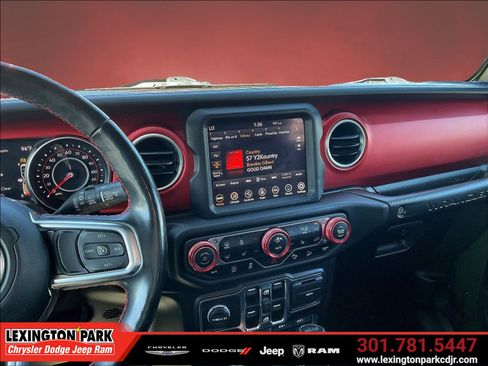Used 2020 Jeep Wrangler Unlimited Rubicon AWD/4WD image 9