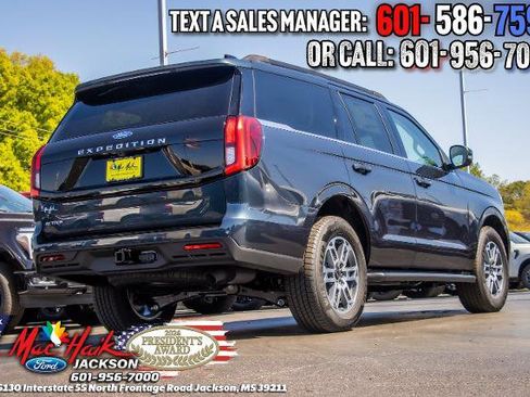 New 2026 Ford Expedition Active image 6