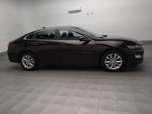 Used 2020 Chevrolet Malibu LT FWD image 11