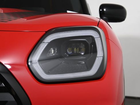 Used 2026 MINI Cooper Countryman S w/ Comfort Package Max image 10