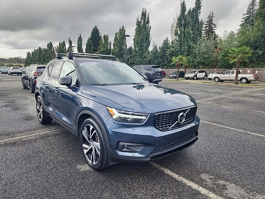 Used 2022 Volvo XC40 T5 R-Design w/ Advanced Package AWD/4WD image 6