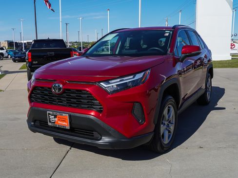 Certified 2024 Toyota RAV4 XLE AWD/4WD image 4