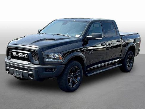 Used 2023 RAM 1500 Warlock AWD/4WD image 3