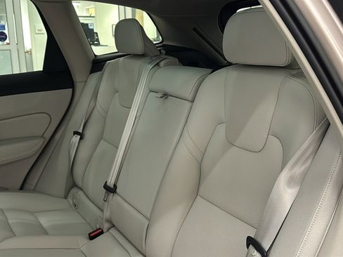 Used 2023 Volvo XC60 B5 Plus w/ Climate Package image 26