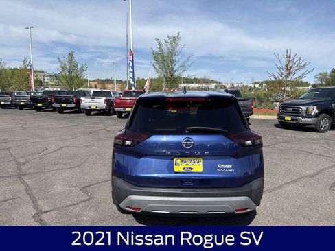 Used 2021 Nissan Rogue SV AWD/4WD image 7