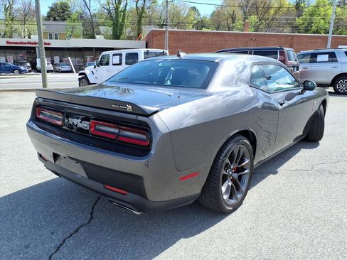 Used 2021 Dodge Challenger R/T Scat Pack w/ Driver Convenience Group RWD image 4