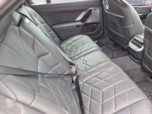 Used 2024 BMW i7 eDrive50 RWD image 20