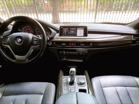 Used 2018 BMW X5 sDrive35i RWD image 15