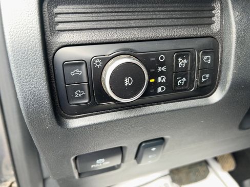 Used 2025 Ford F250 Lariat w/ FX4 Off-Road Package AWD/4WD image 15