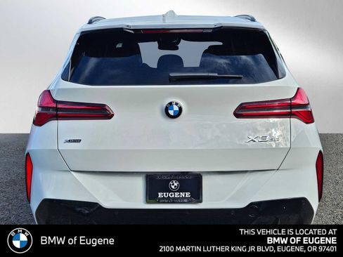 Used 2025 BMW X3 xDrive30 w/ M Sport Package AWD/4WD image 5