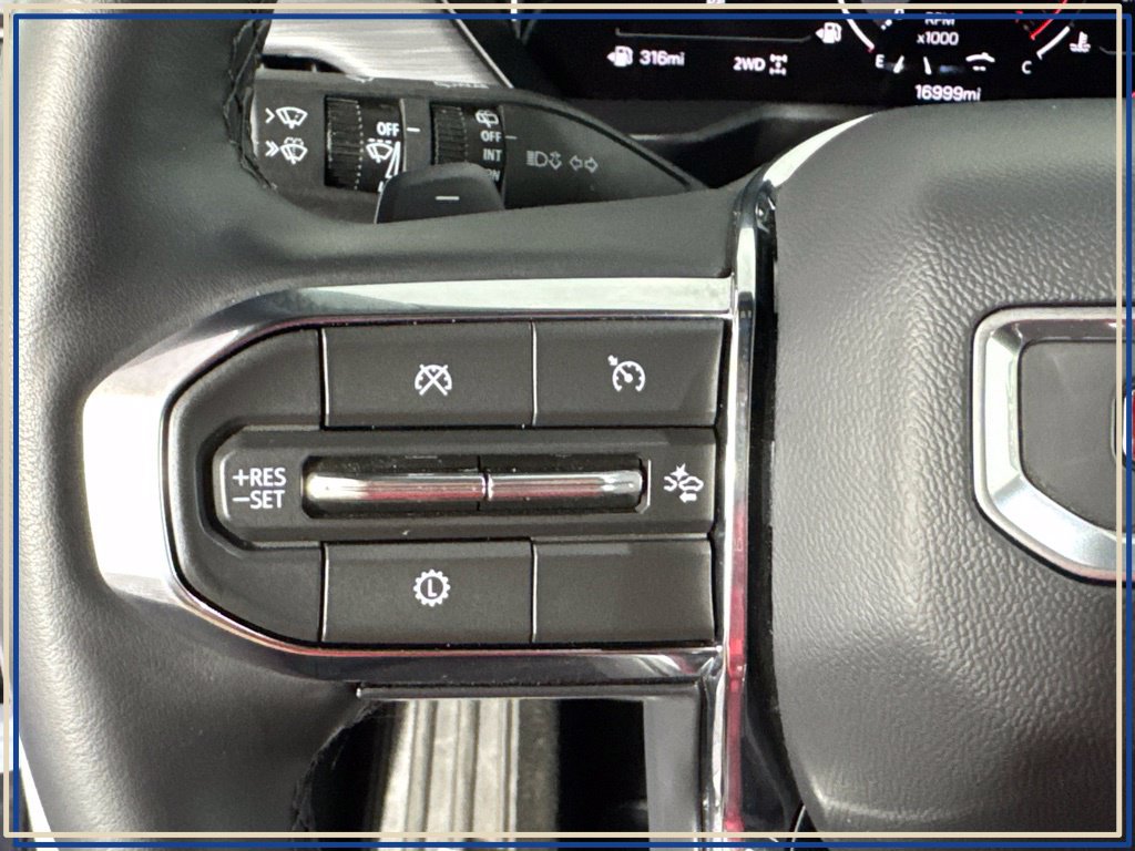 Certified 2026 GMC Acadia Elevation w/ Elevation Premium Package AWD/4WD image 19