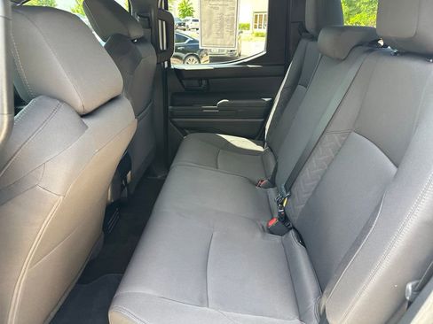 Used 2025 Toyota Tacoma SR AWD/4WD image 32