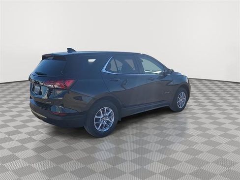 Used 2023 Chevrolet Equinox LT image 8