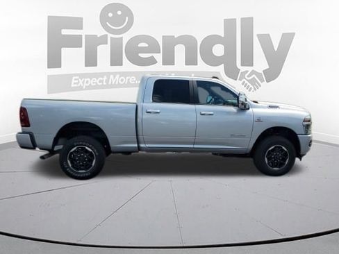 Used 2026 RAM 2500 Laramie AWD/4WD image 6