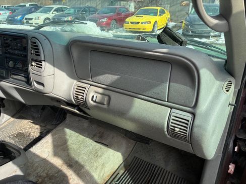 Used 1999 GMC Yukon SLT image 20