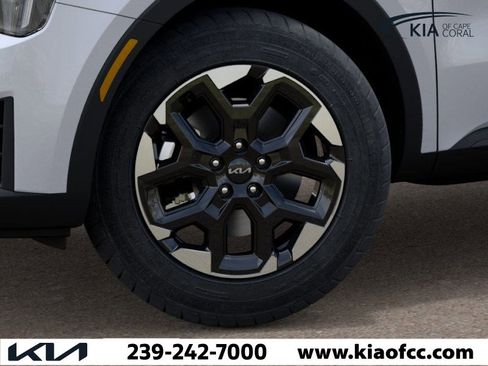 New 2026 Kia Sorento S image 9