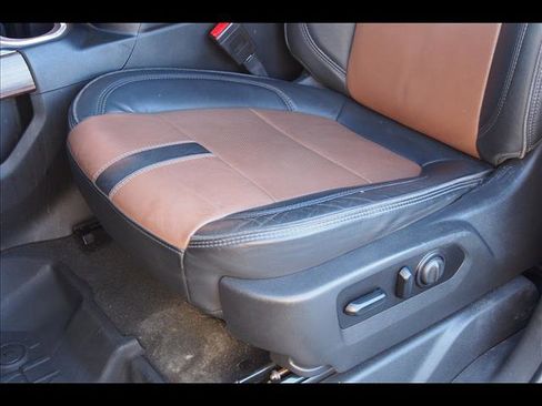 Used 2021 Chevrolet Silverado 3500 High Country image 17