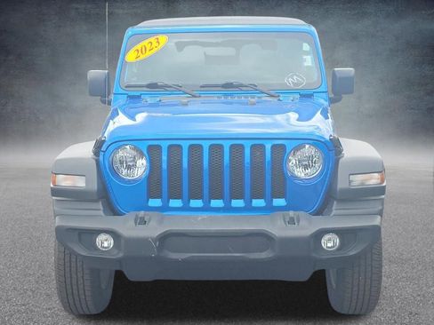 Used 2023 Jeep Wrangler Sport AWD/4WD image 11
