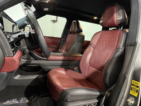 Used 2025 INFINITI QX80 Autograph AWD/4WD image 4