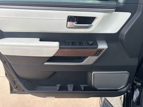 Used 2024 Toyota Tundra Capstone AWD/4WD image 21