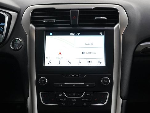 Used 2019 Ford Fusion SEL FWD image 15