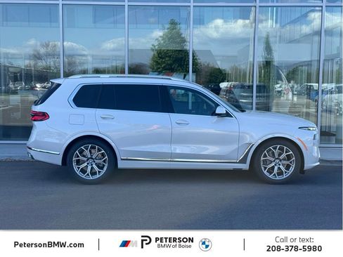 New 2027 BMW X7 xDrive40i w/ Premium Package AWD/4WD image 6