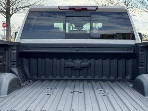 Used 2026 Chevrolet Silverado 2500 ZR2 image 33