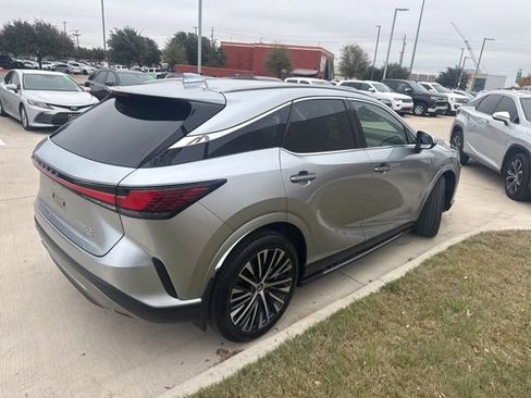 Used 2024 Lexus RX 350h image 3