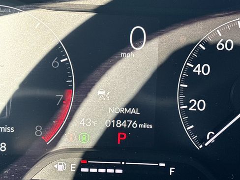 Used 2023 Honda Civic Sport image 25