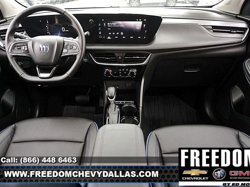 Used 2025 Buick Encore GX Sport Touring image 7