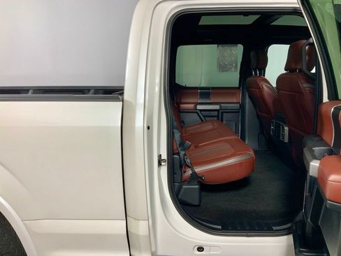 Used 2019 Ford F150 Platinum w/ FX4 Off-Road Package AWD/4WD image 31