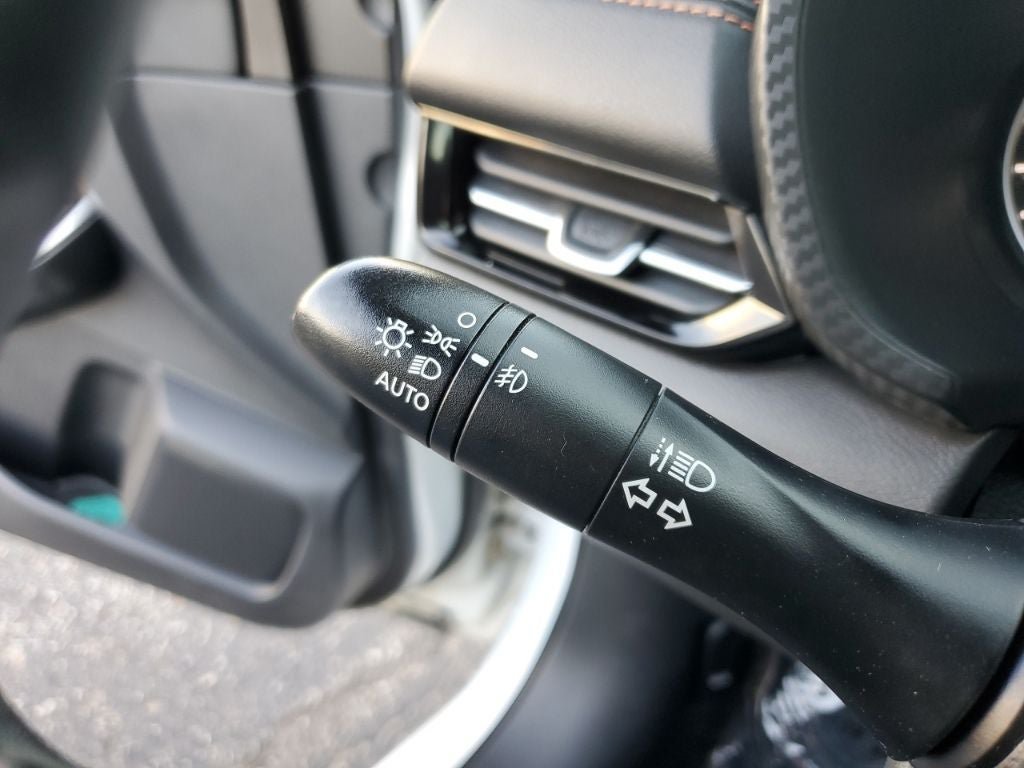 Used 2020 Nissan Sentra SR w/ Electronics Package FWD image 24