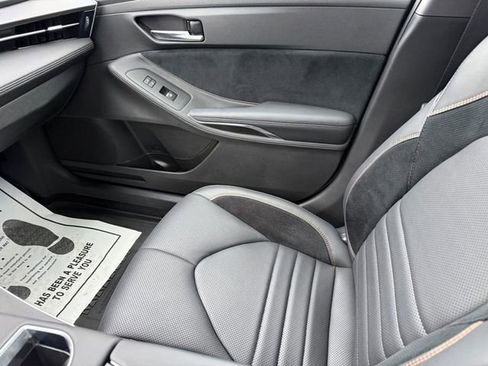 Used 2020 Toyota Avalon Touring w/ Advanced Safety Package image 21