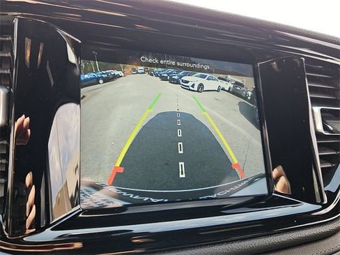 Used 2023 Dodge Durango SXT image 19