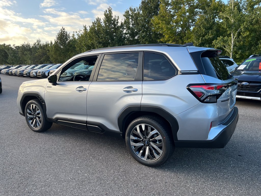 New 2026 Subaru Forester Touring AWD/4WD image 5